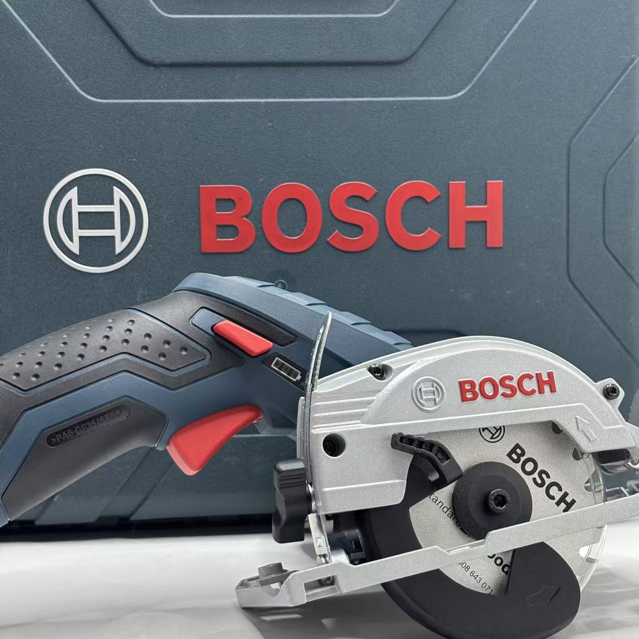 منشار دائري كهربائي لاسلكي BOS - مراجعة Circular Saw Cordless وسعره